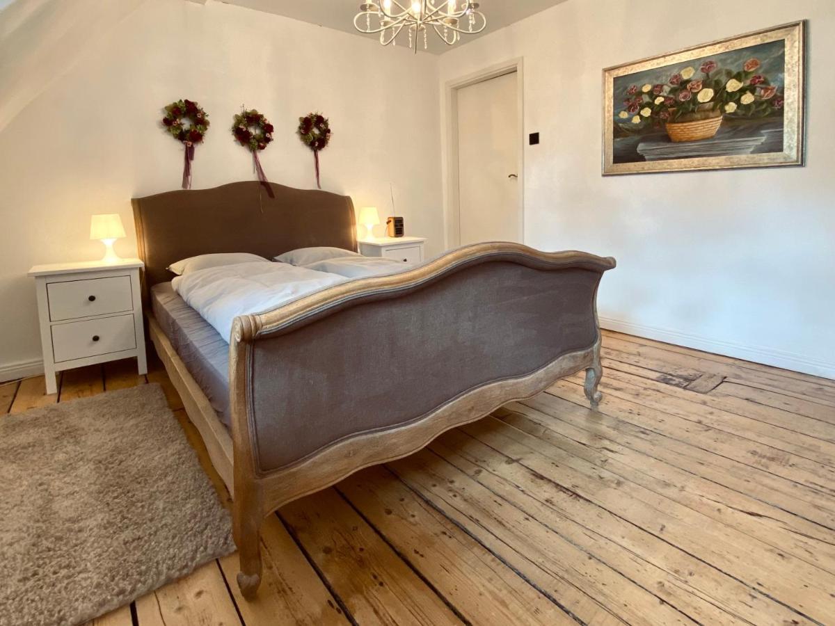 Dom Ogrodnika Guest House Biala Olecka Bagian luar foto